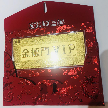 鱦