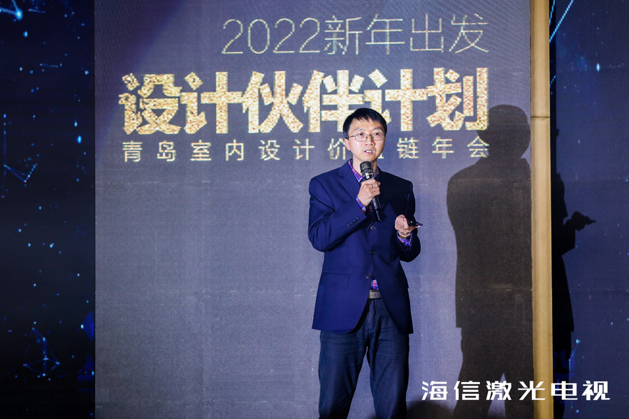 ���˺�Ů��վ�ڱ�־ǰ

�жȿ��Ŷ��������Զ�����