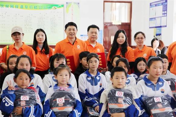 图片2.jpg